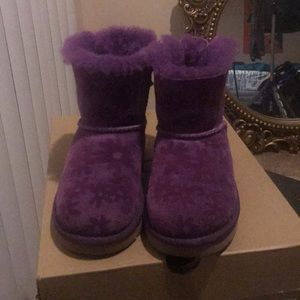 Mini Bailey Ugg boots